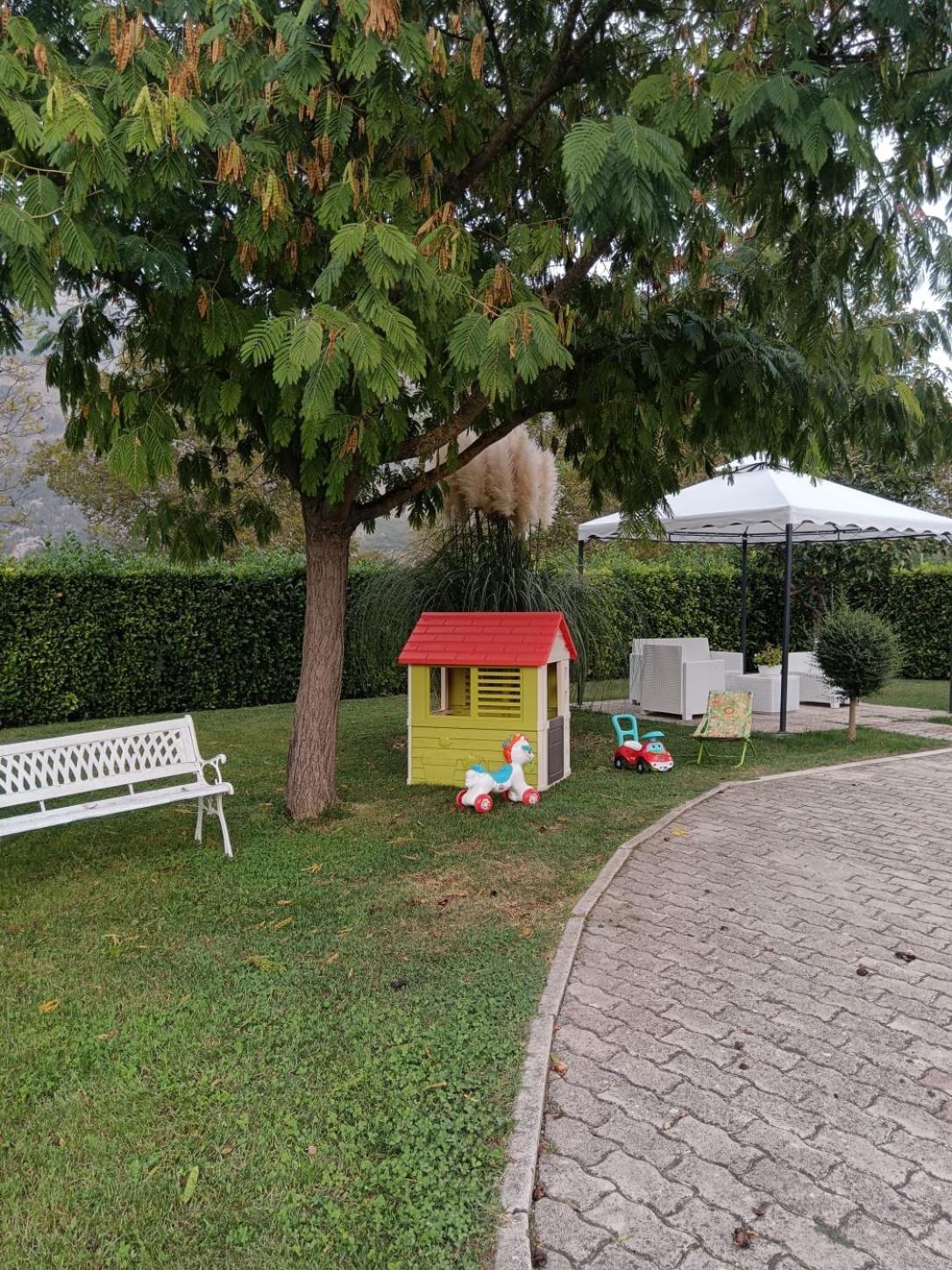 Parco Delle Rose Villa Sulmona Eksteriør billede